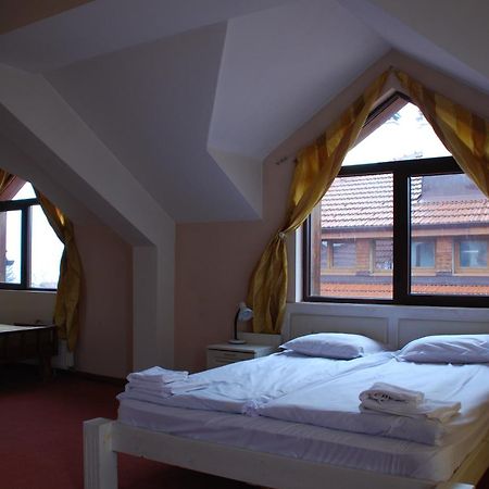 Guest House Anex Bansko Exterior photo
